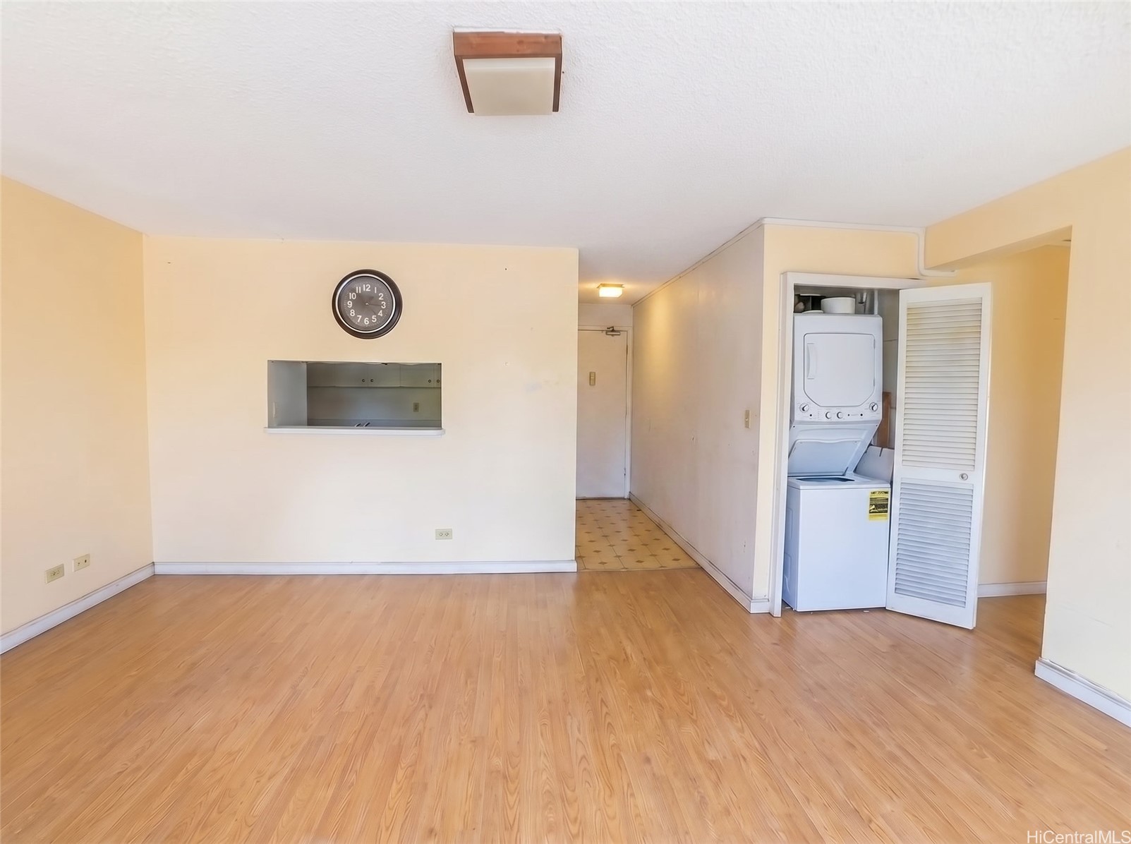 731 Amana Street 303