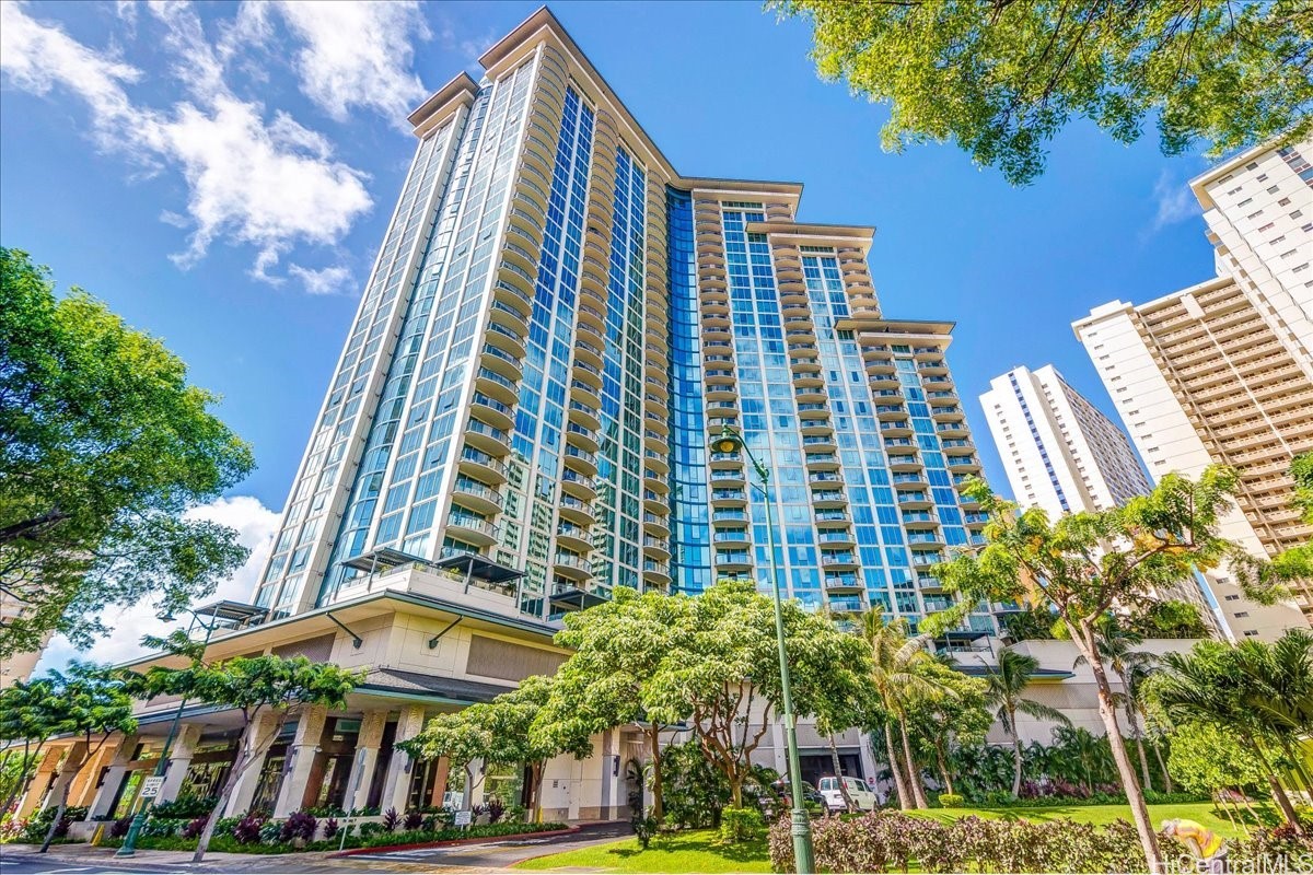 Allure Waikiki Condominium