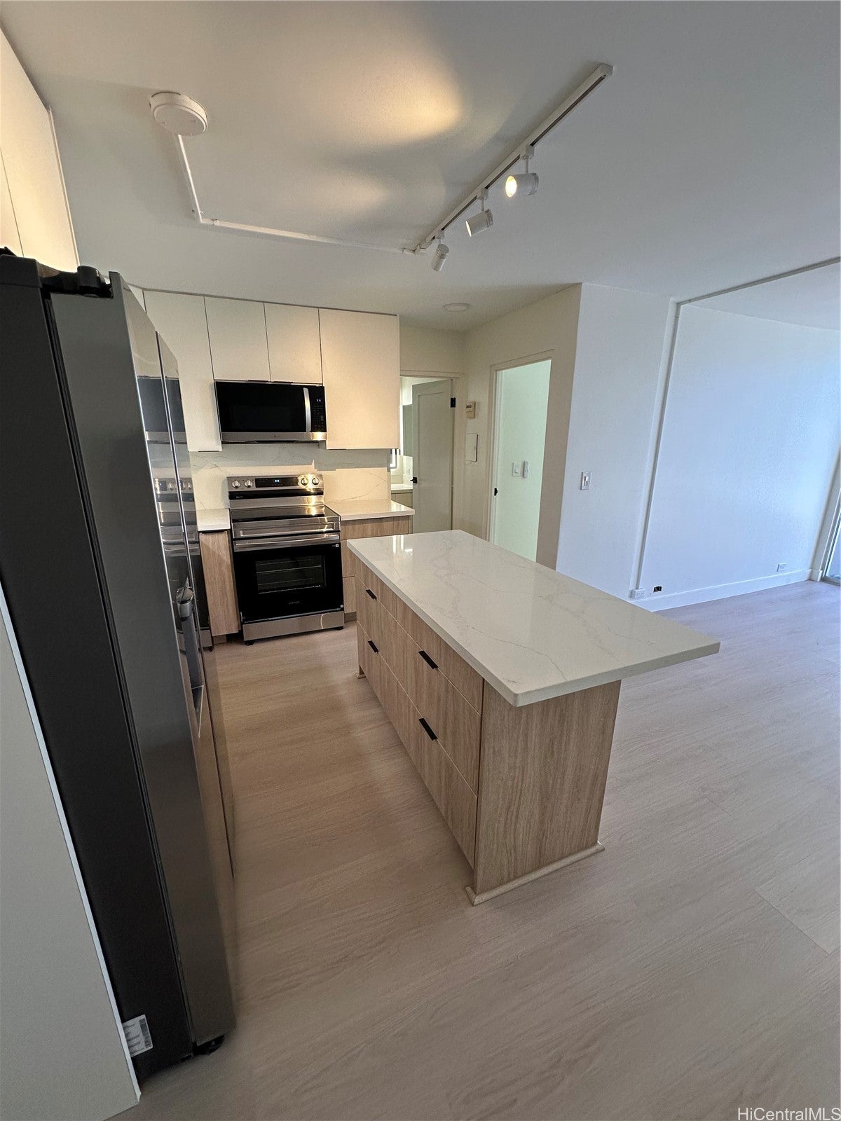 2651 Kuilei Street B84