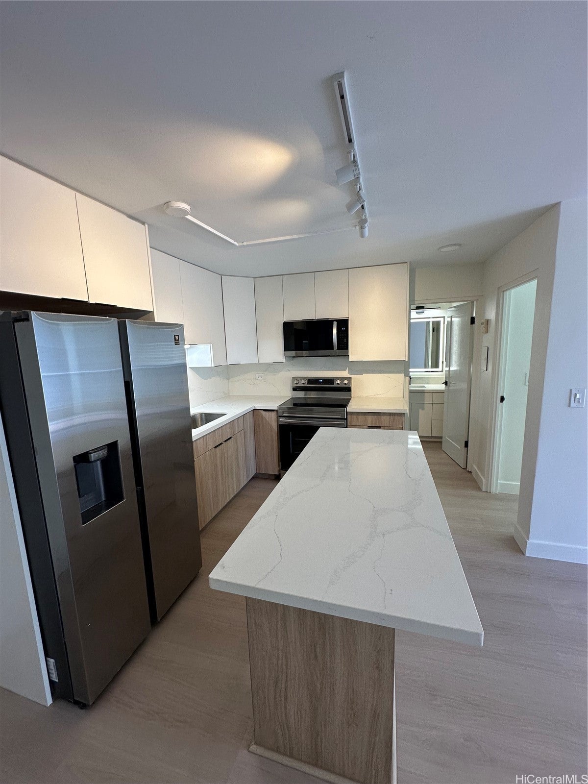 2651 Kuilei Street B84