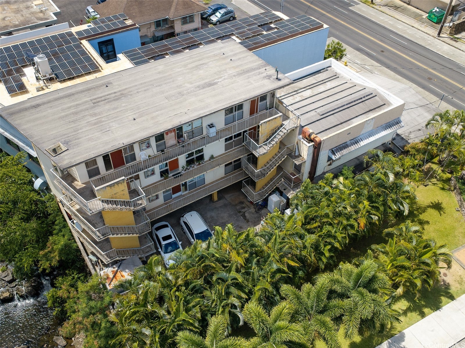 3154 Waialae Avenue