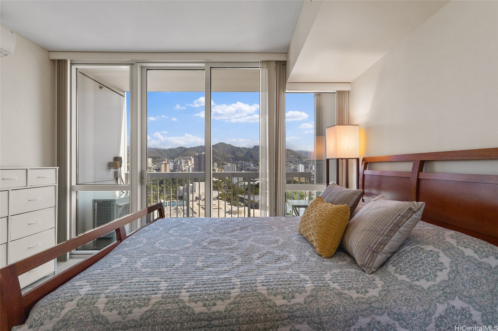 909 Kapiolani Boulevard 2207