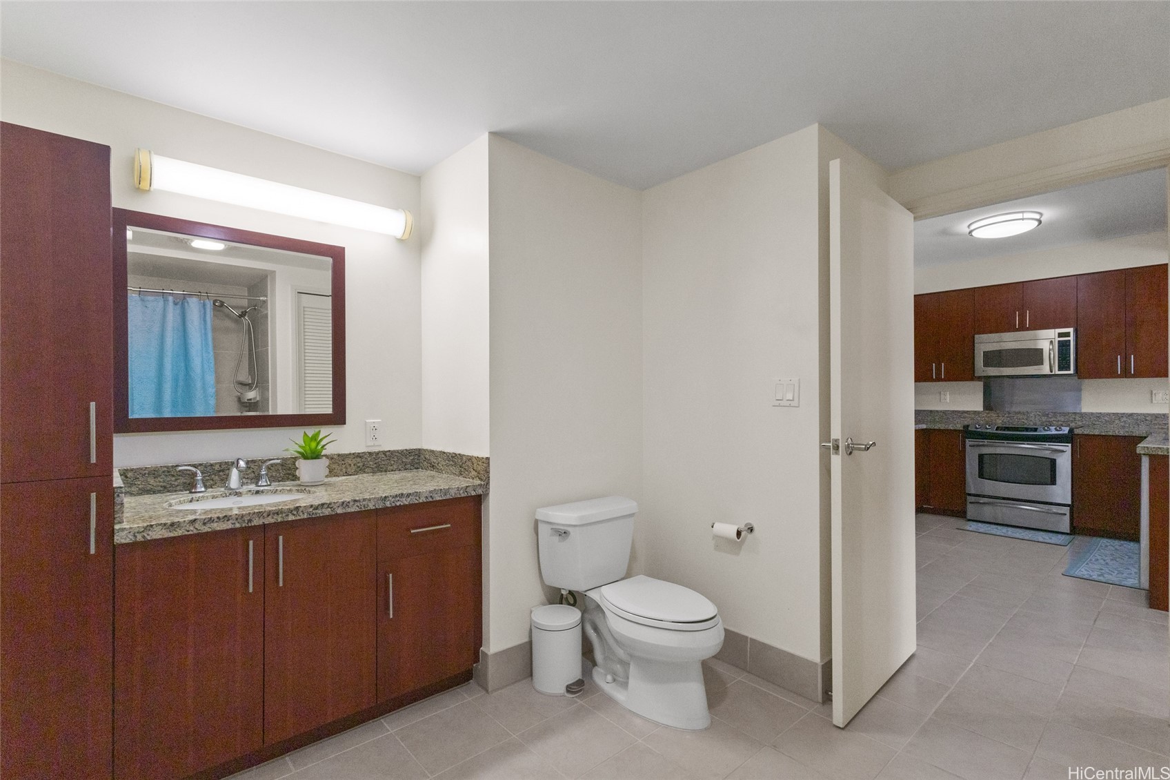 909 Kapiolani Boulevard 2207