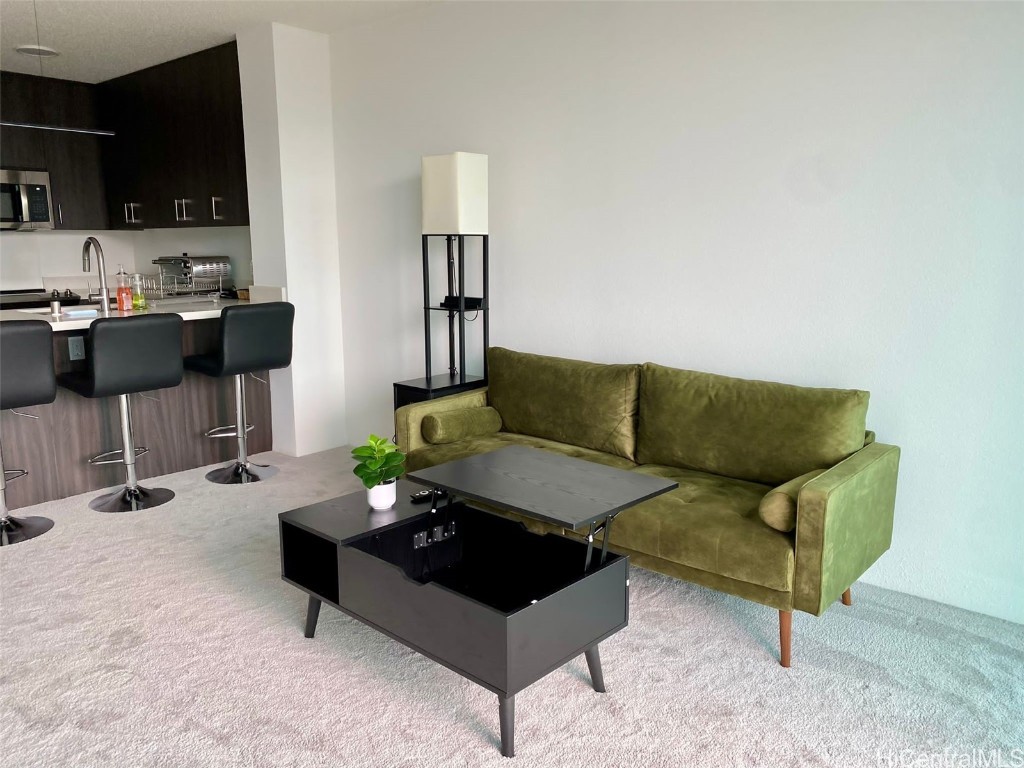 Ililani Condominium