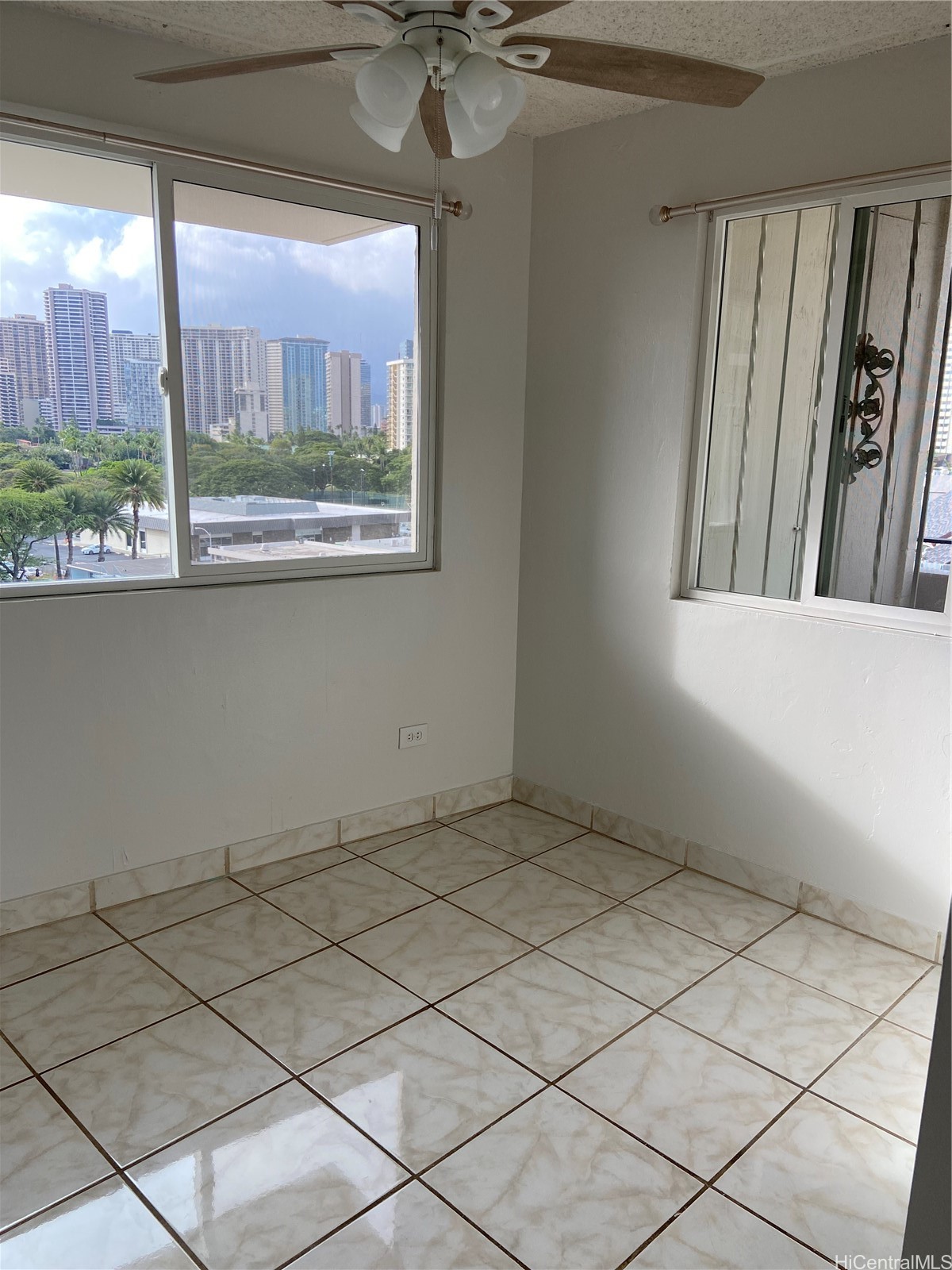 247 Beach Walk 801