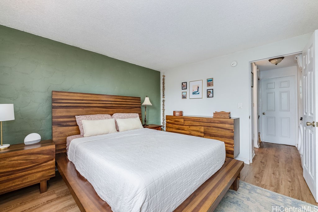 68-090 Au Street 305