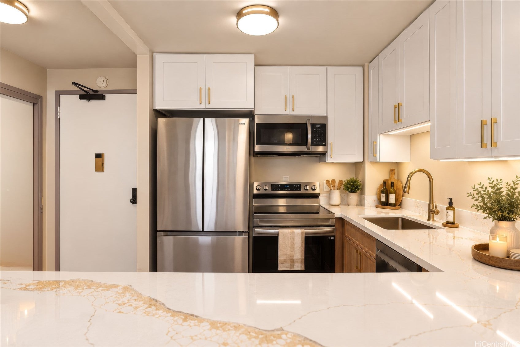 55 S Kukui Street D2106