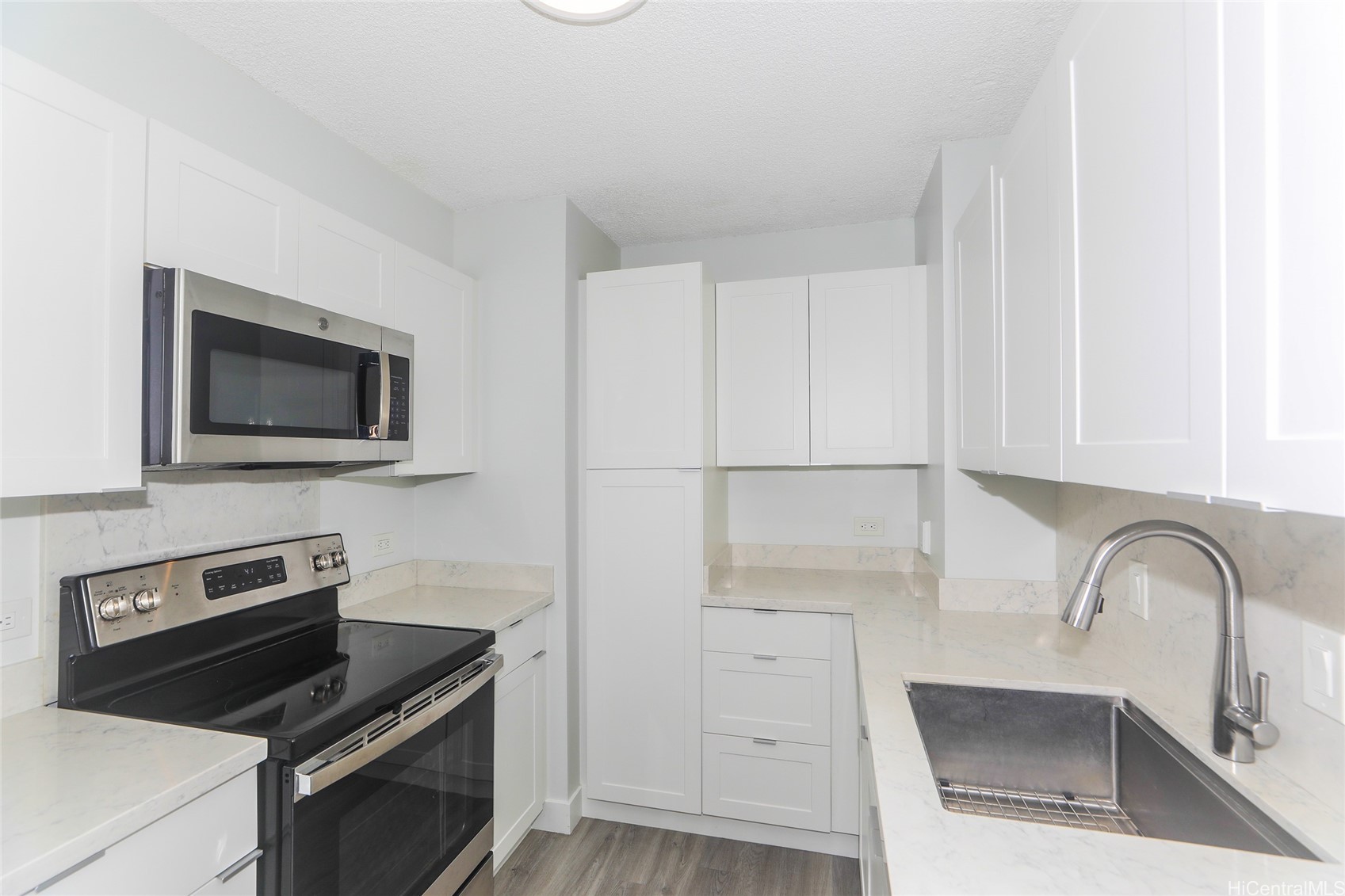 3161 Ala Ilima Street 403