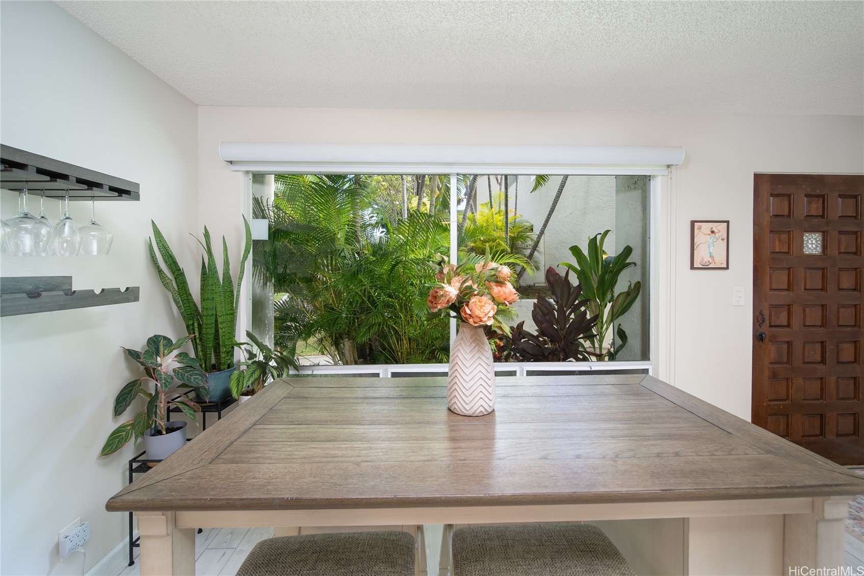 3182 Kuau Street 702