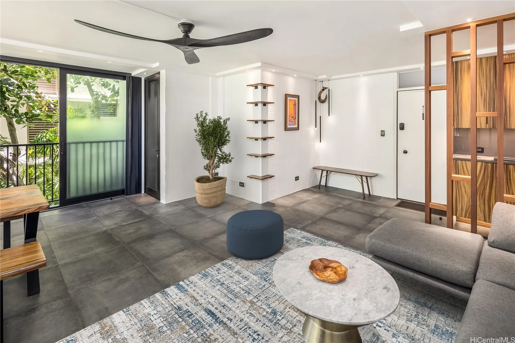 Honolulu, Hawaii 96815, United States, 1 Bedroom Bedrooms, ,1 BathroomBathrooms,Residential,Active,165696