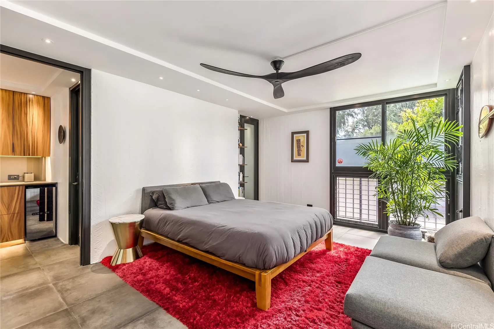 Honolulu, Hawaii 96815, United States, 1 Bedroom Bedrooms, ,1 BathroomBathrooms,Residential,Active,165696