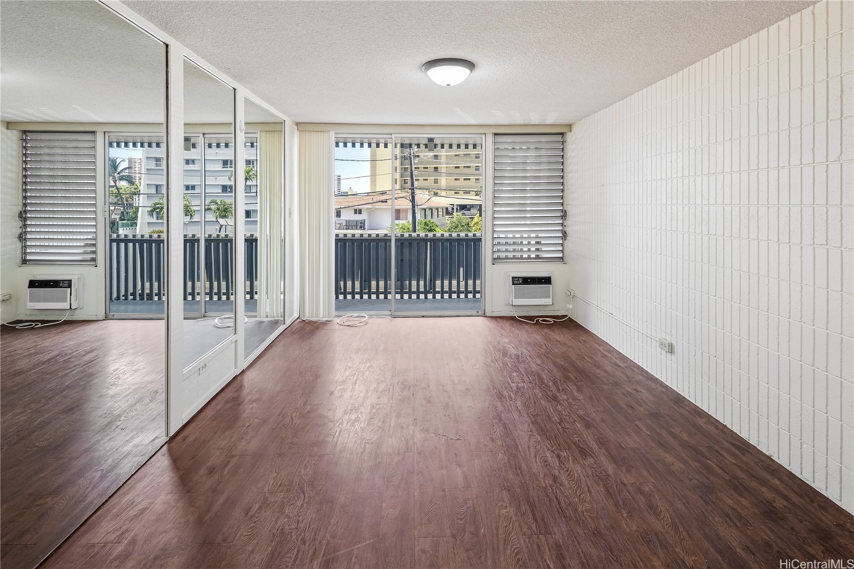 1605 Pensacola Street 104