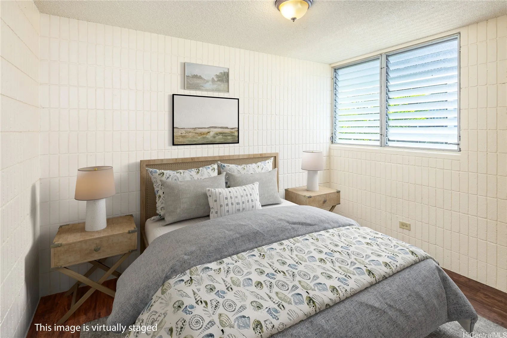 Honolulu, Hawaii 96822, United States, 2 Bedrooms Bedrooms, ,1 BathroomBathrooms,Residential,Active,165645