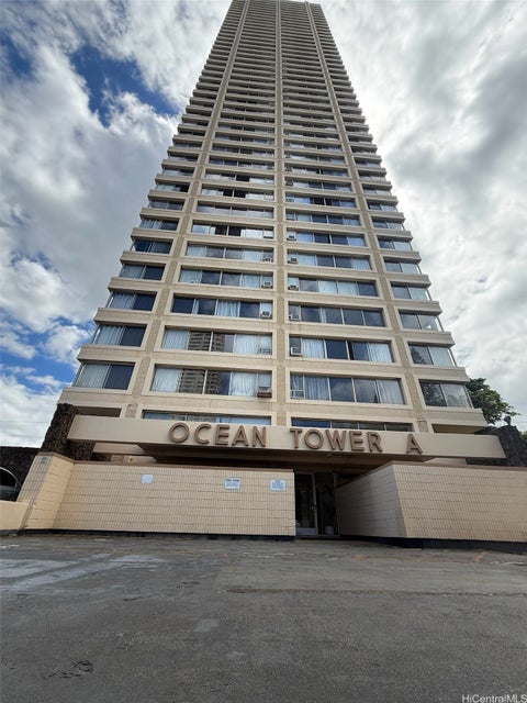 Photo of 1060 Kamehameha Highway #3903A, Pearl City, HI 96782 (MLS # 202617447)