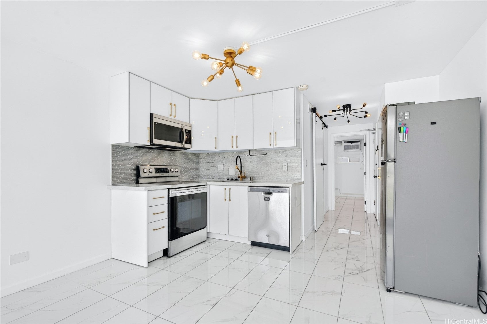 2211 Ala Wai Boulevard 1511