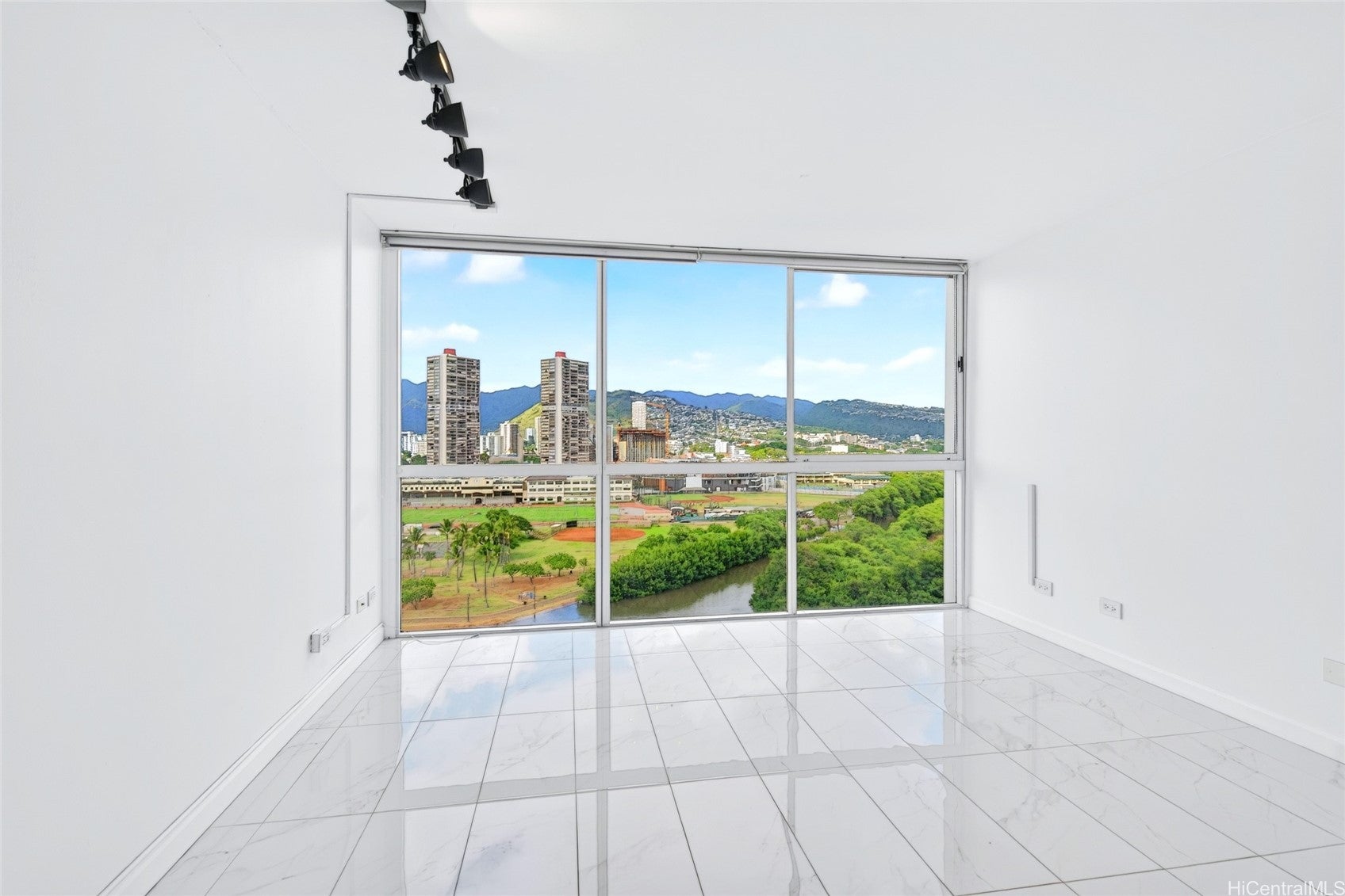 2211 Ala Wai Boulevard 1511