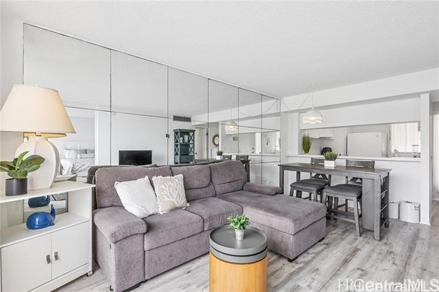 84-680 Kili Drive B1008