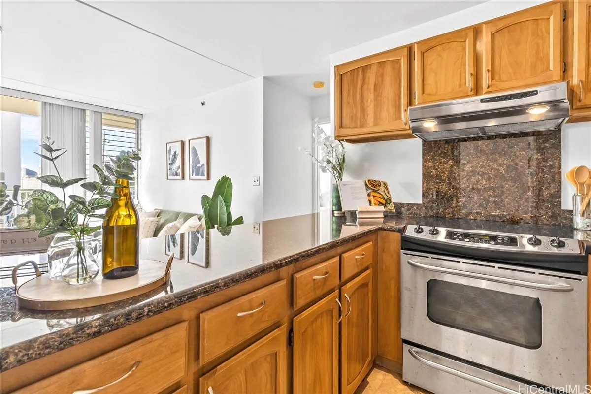 Honolulu, Hawaii 96826, United States, 1 Bedroom Bedrooms, ,1 BathroomBathrooms,Residential,Active,150674