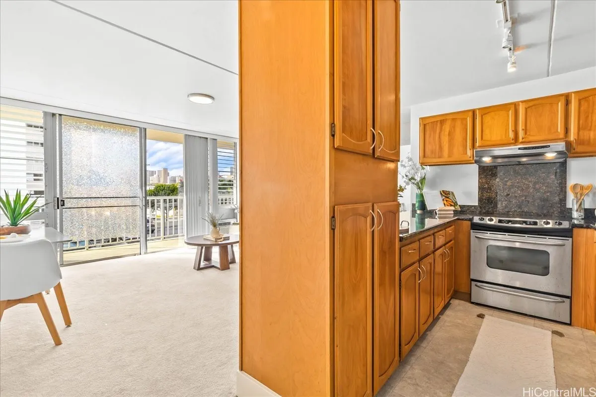 Honolulu, Hawaii 96826, United States, 1 Bedroom Bedrooms, ,1 BathroomBathrooms,Residential,Active,150674