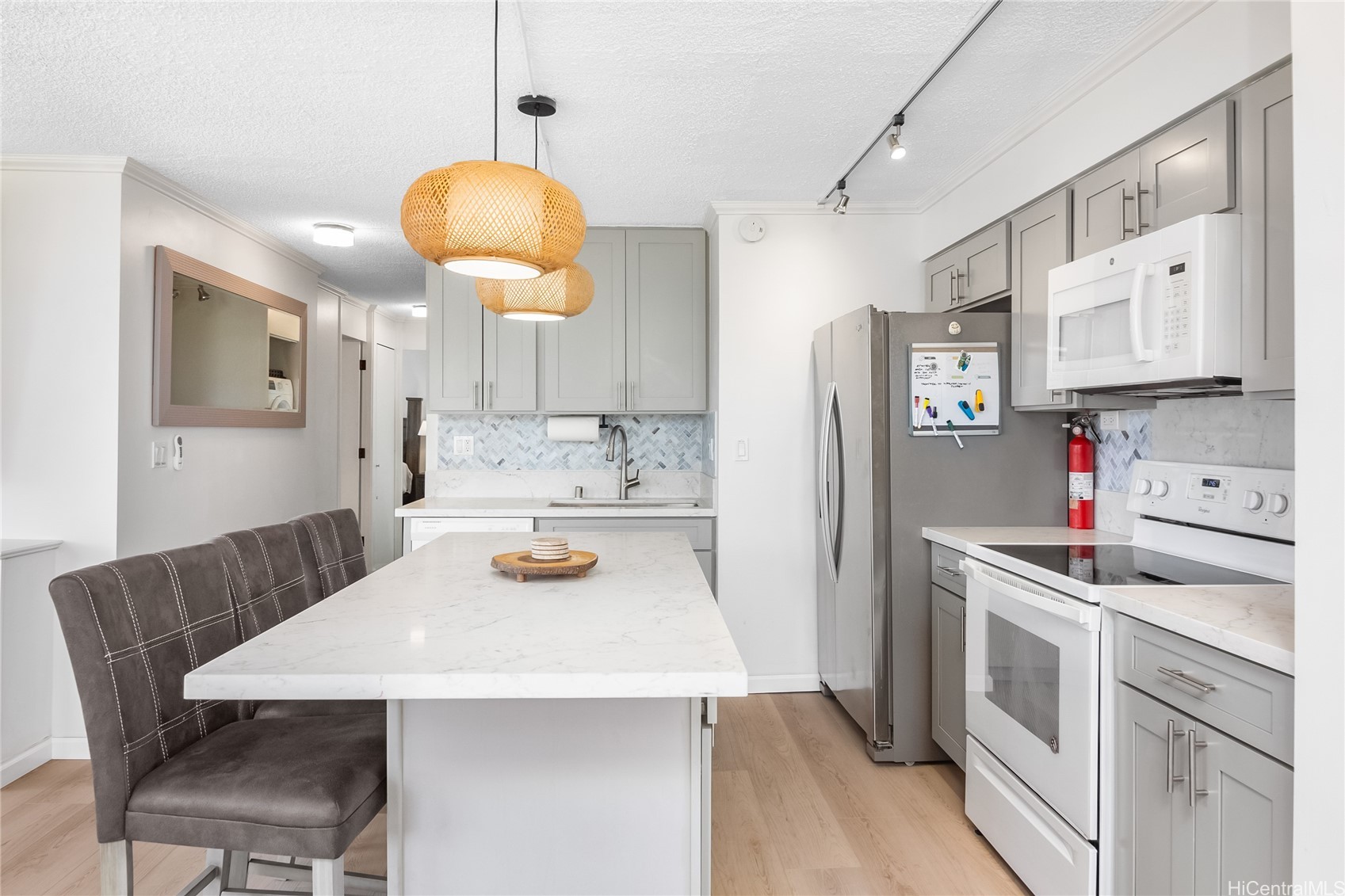 2029 Ala Wai Boulevard 802