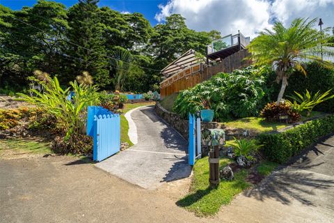 47-132 Iuiu Street Kaneohe HI 96744
