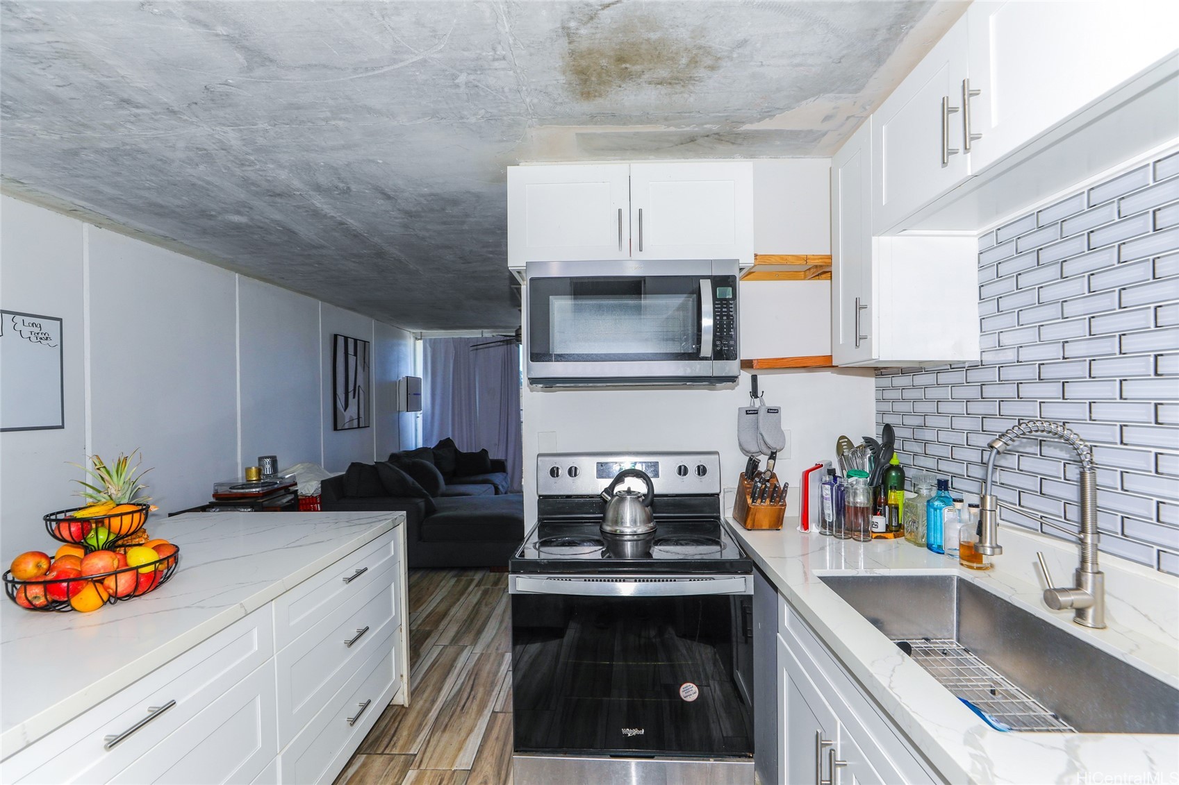 95-2057 Waikalani Place C405