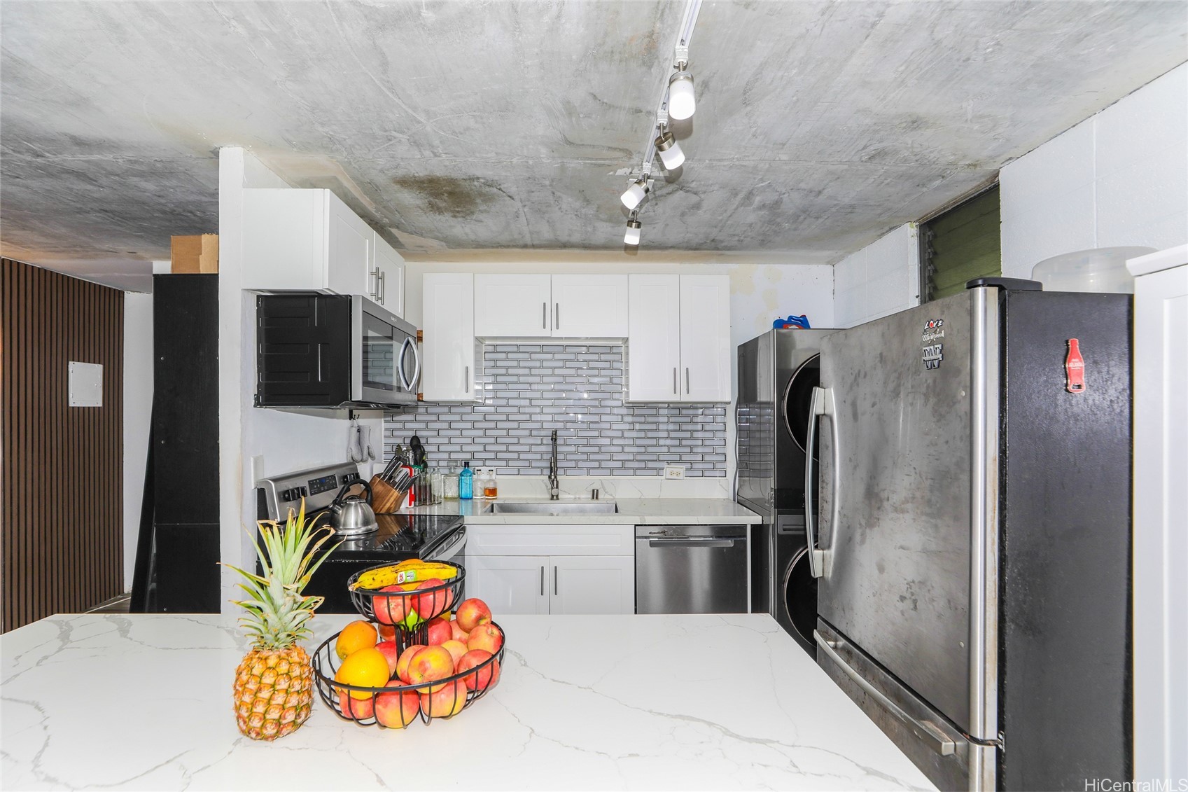 95-2057 Waikalani Place C405