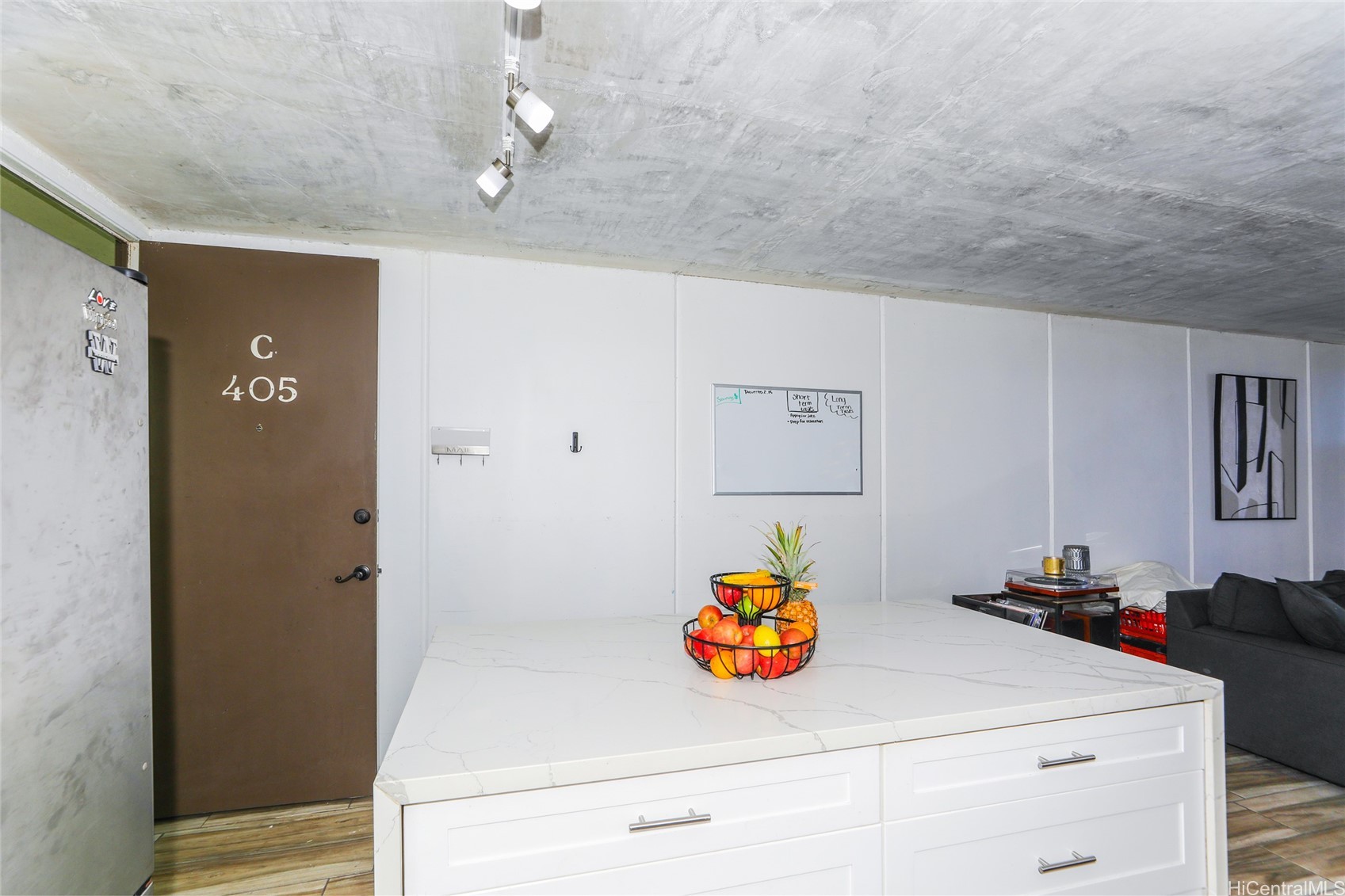 95-2057 Waikalani Place C405