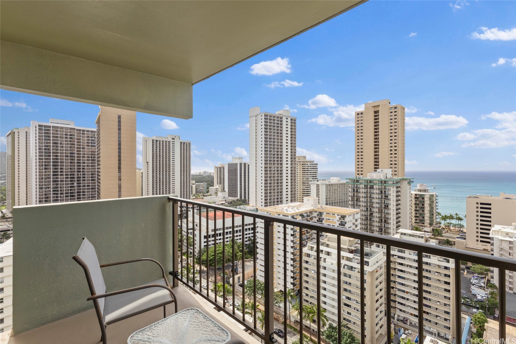 2440 Kuhio Avenue 2201