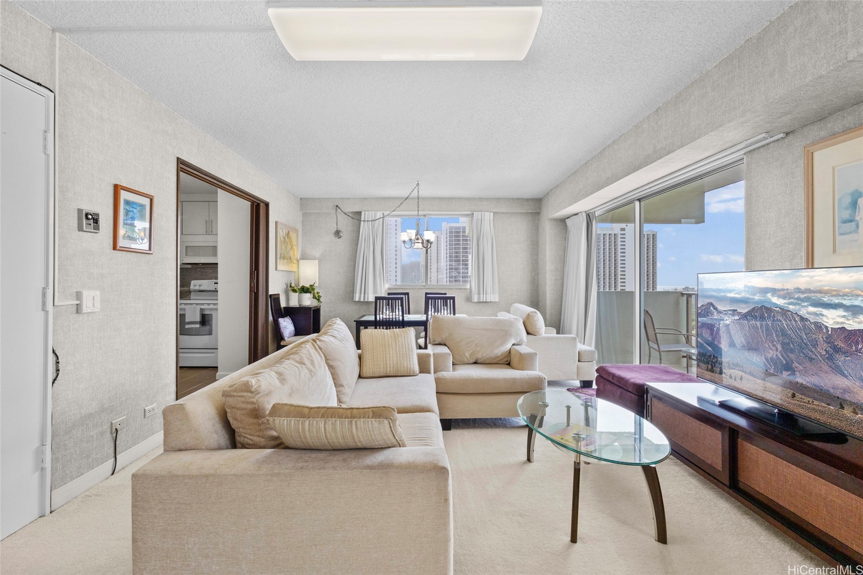 2440 Kuhio Avenue 2201