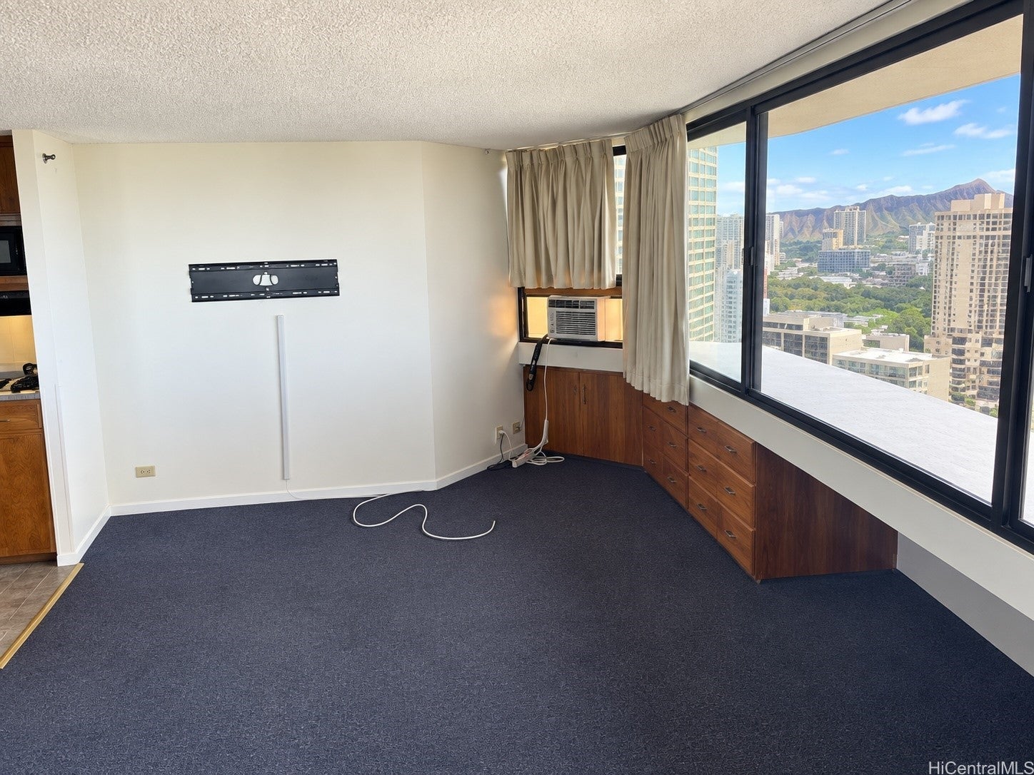 1700 Ala Moana Boulevard 3604