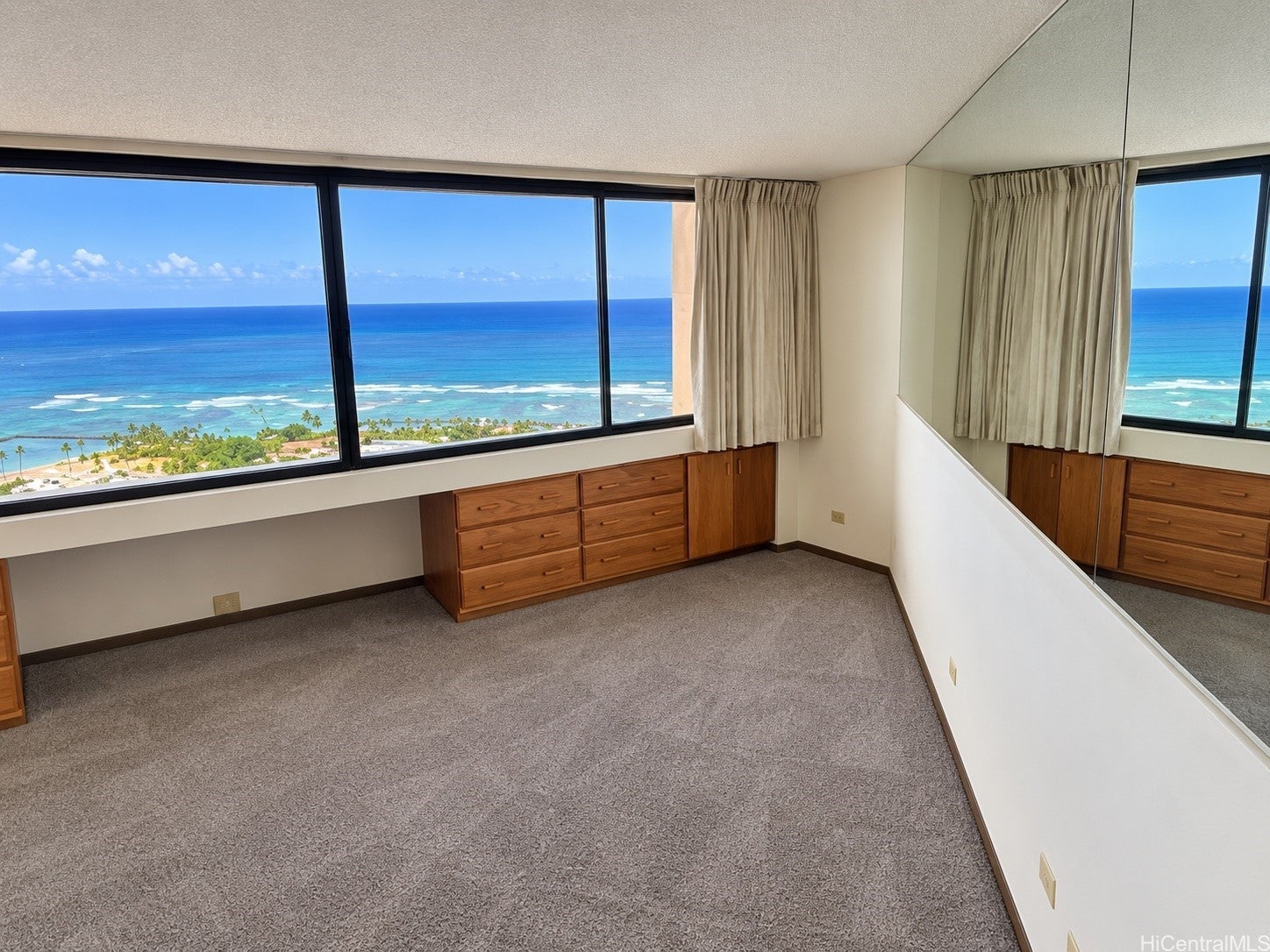 1700 Ala Moana Boulevard 3604