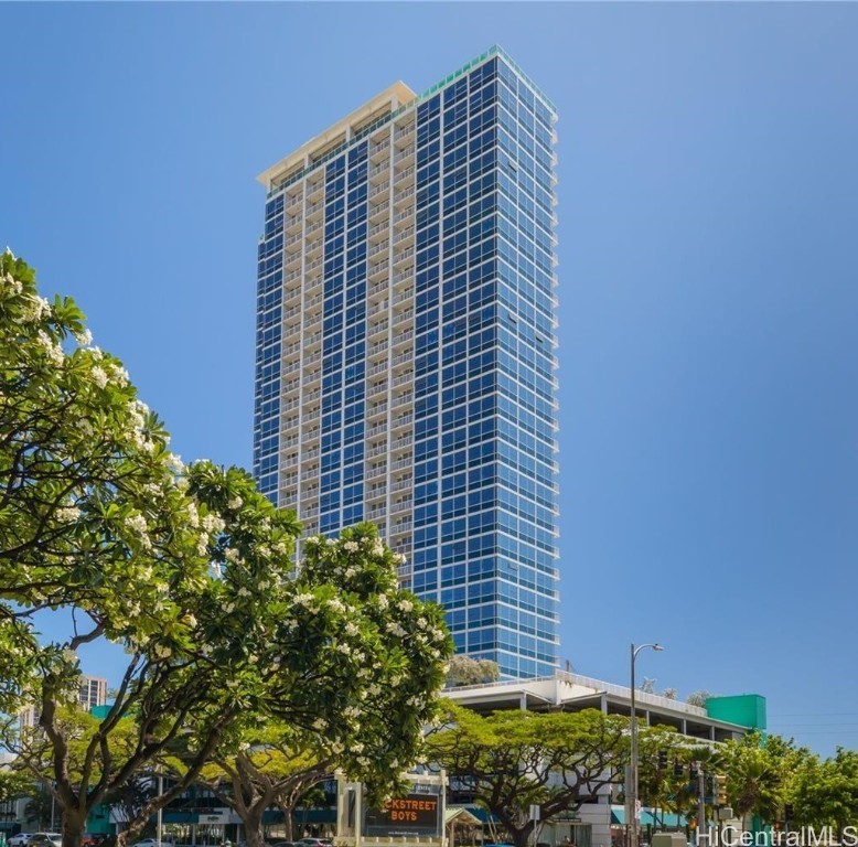909 Kapiolani Condominium