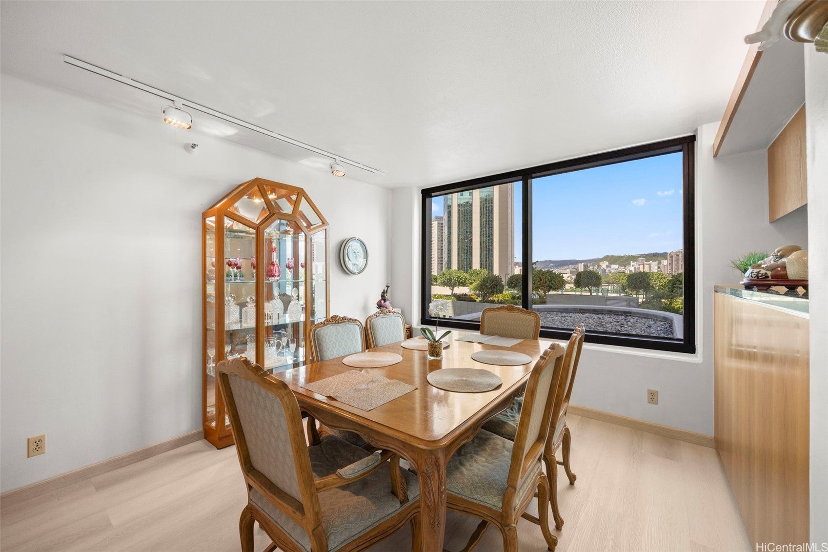 1330 Ala Moana Boulevard 608