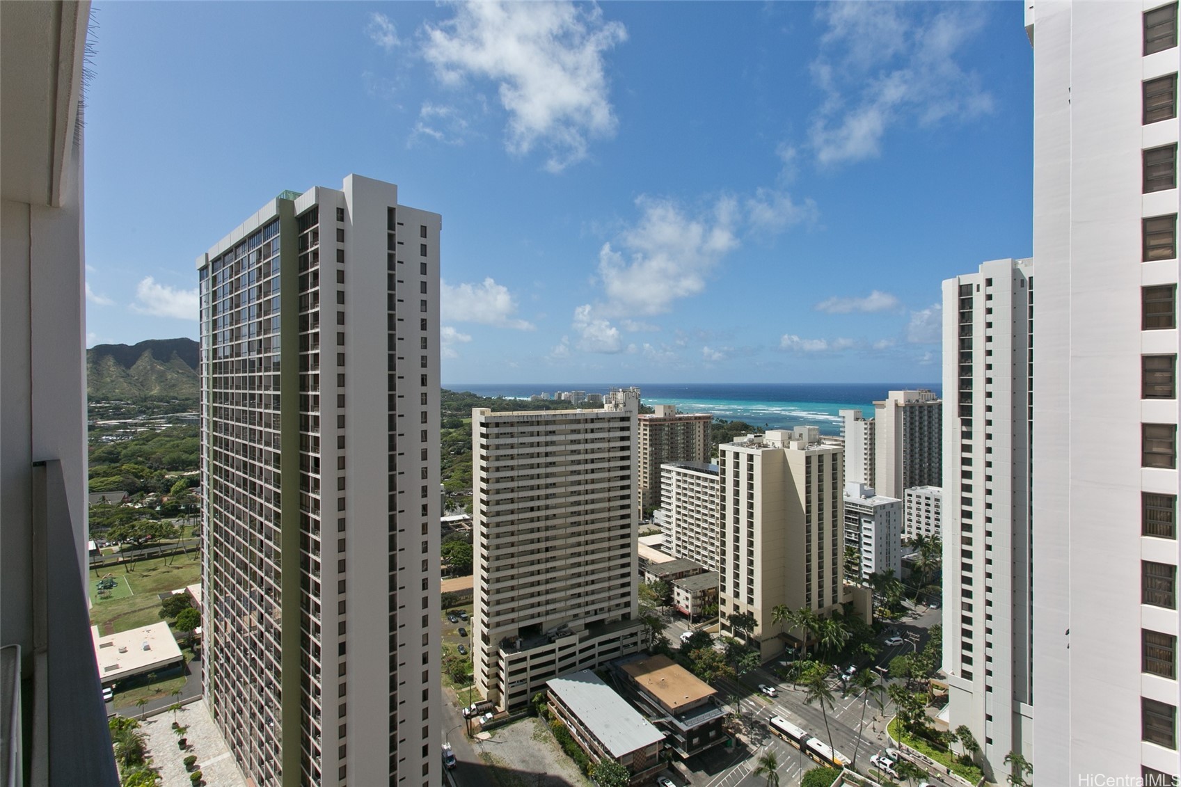 Waikiki Banyan Condominium