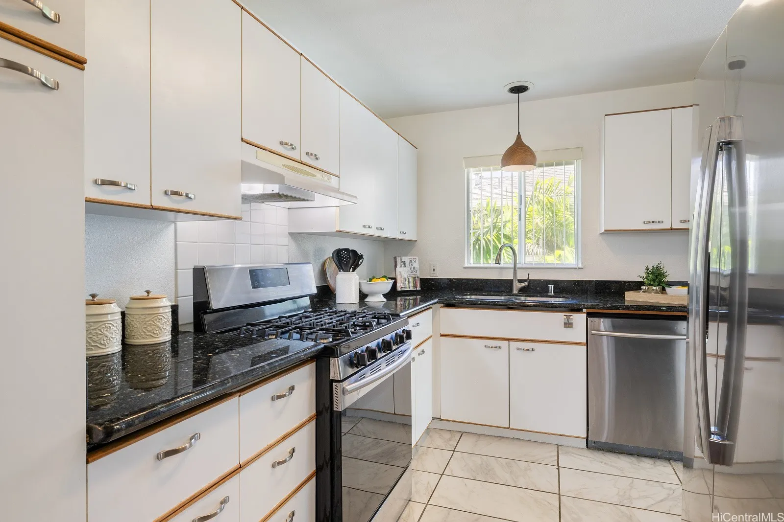 Kapolei, Hawaii 96707, United States, 2 Bedrooms Bedrooms, ,2 BathroomsBathrooms,Residential,Active,133792