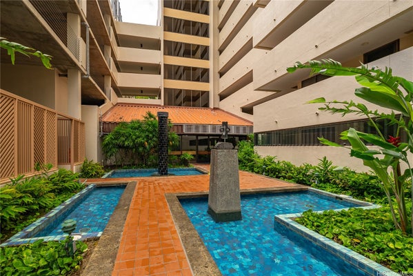 555 HAHAIONE ST APT 5B, HONOLULU, HI 96825 - Image c6df02f3792c231b71b61fb53bc922ca/196621554