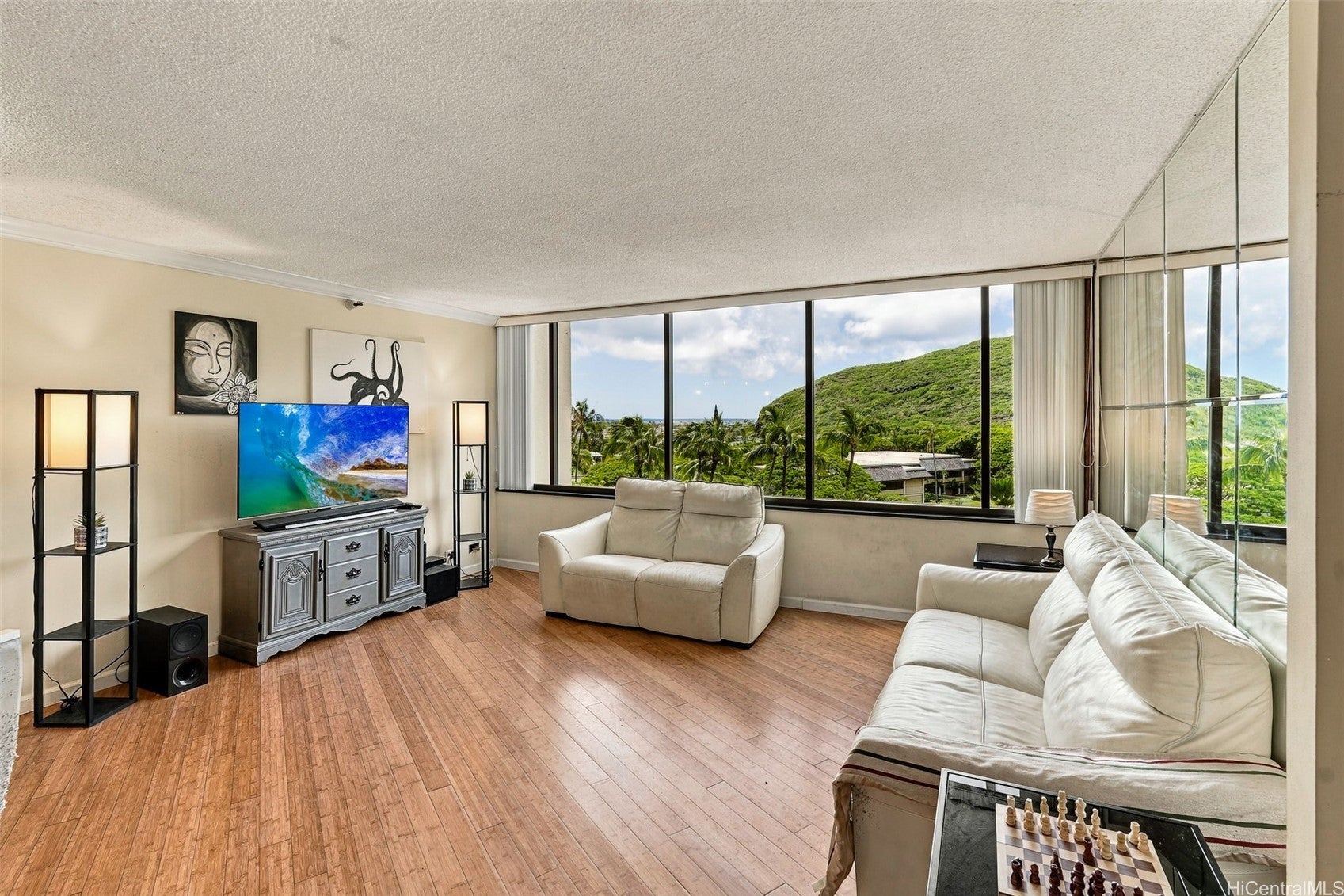 555 Hahaione Street 5B