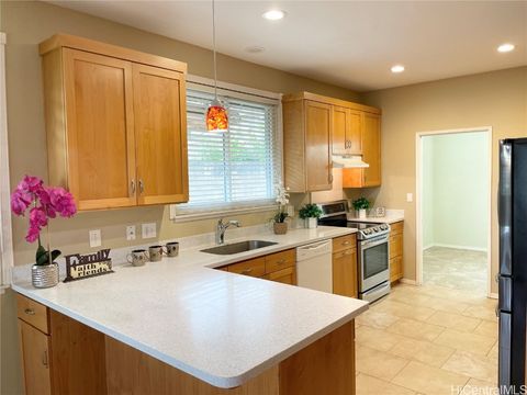 95-225 Kahele Place Mililani HI 96789