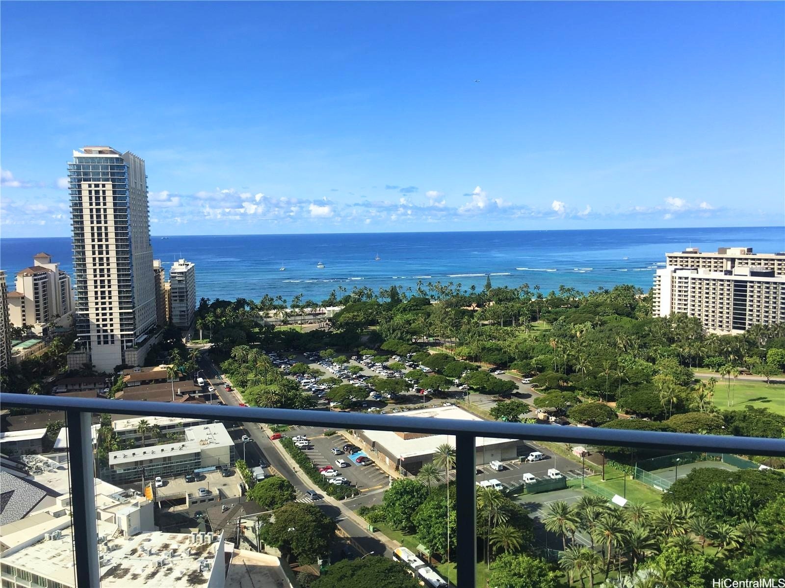 383 Kalaimoku Street 2605