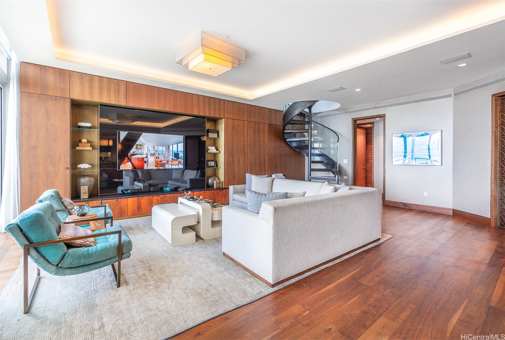 223 Saratoga Road PHD/3805