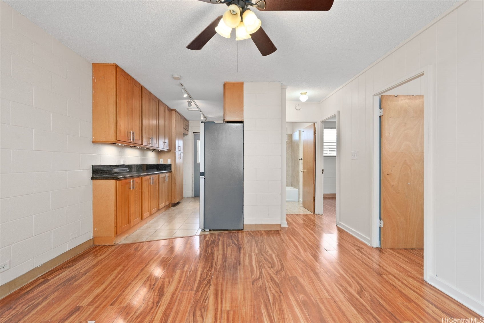 94-1037 Kahuamoku Street 6
