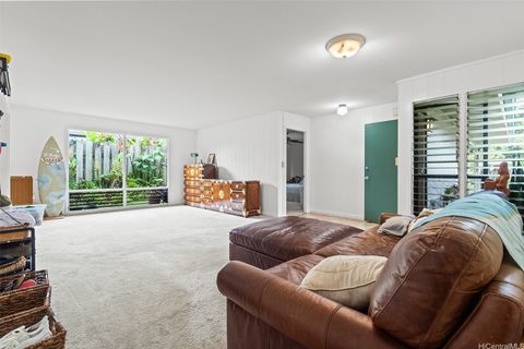 Photo of 1074 Lunaai Street, Kailua, HI 96734 (MLS # 202608819)
