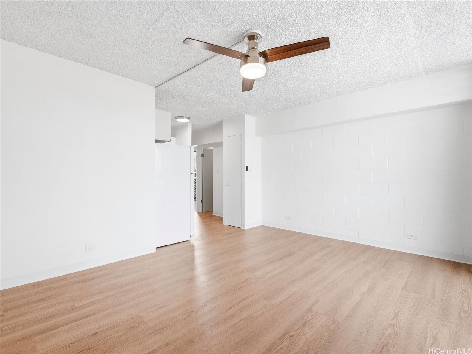 2120 Fern Street 302