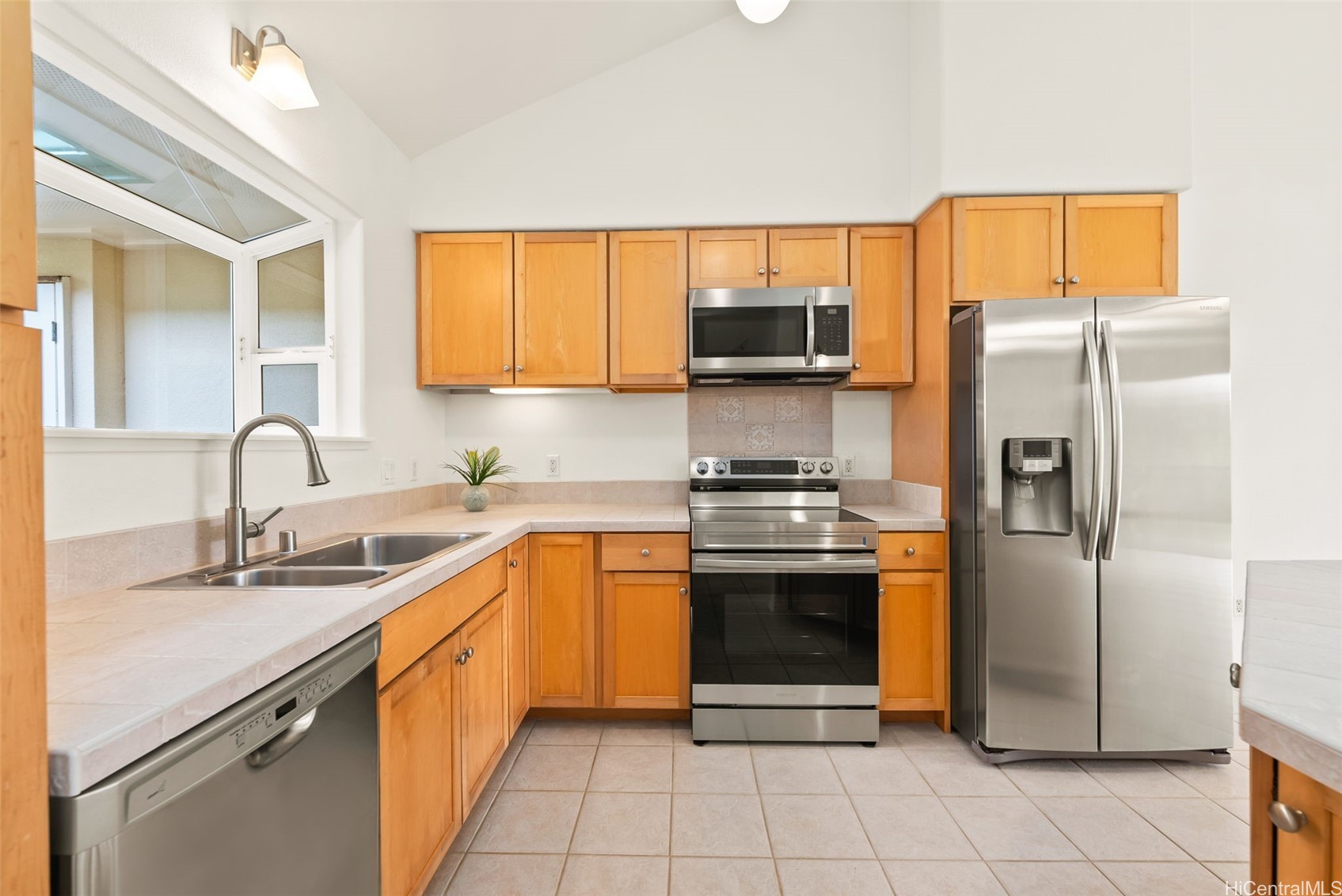 2110 Kaneka Street 71