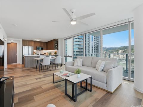 Photo of 1500 Rycroft Street #3101R, Honolulu, HI 96814 (MLS # 202609065)