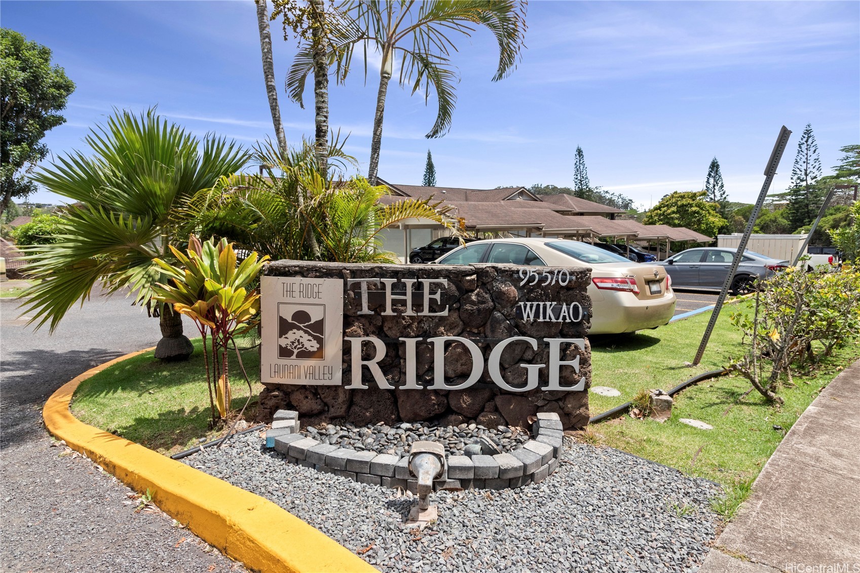 Ridge At Launani Valley Condominium