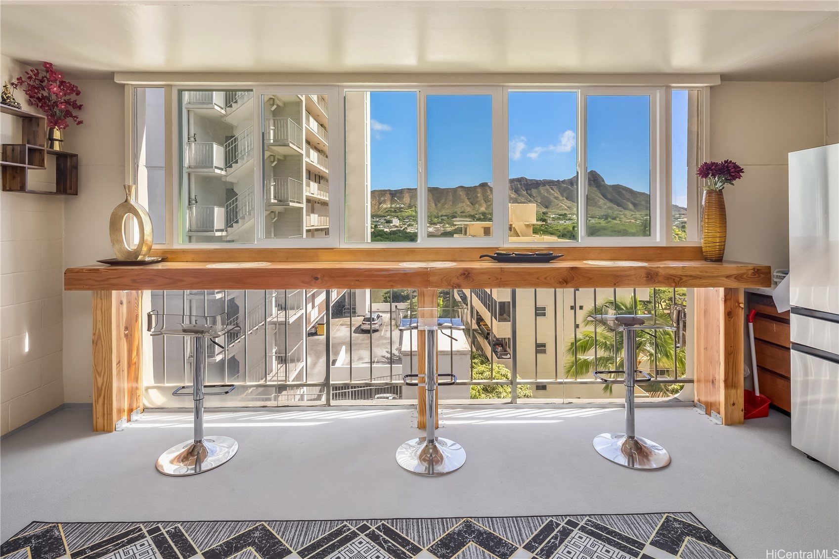 2609 Ala Wai Boulevard 1004