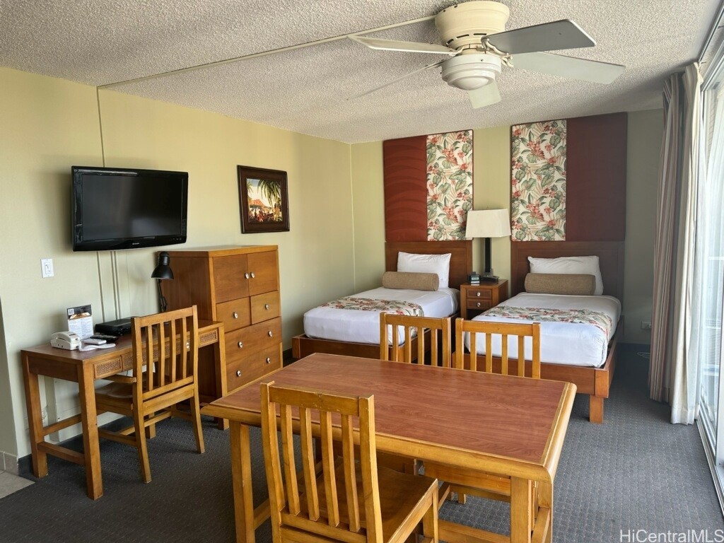 2427 Kuhio Avenue 1305