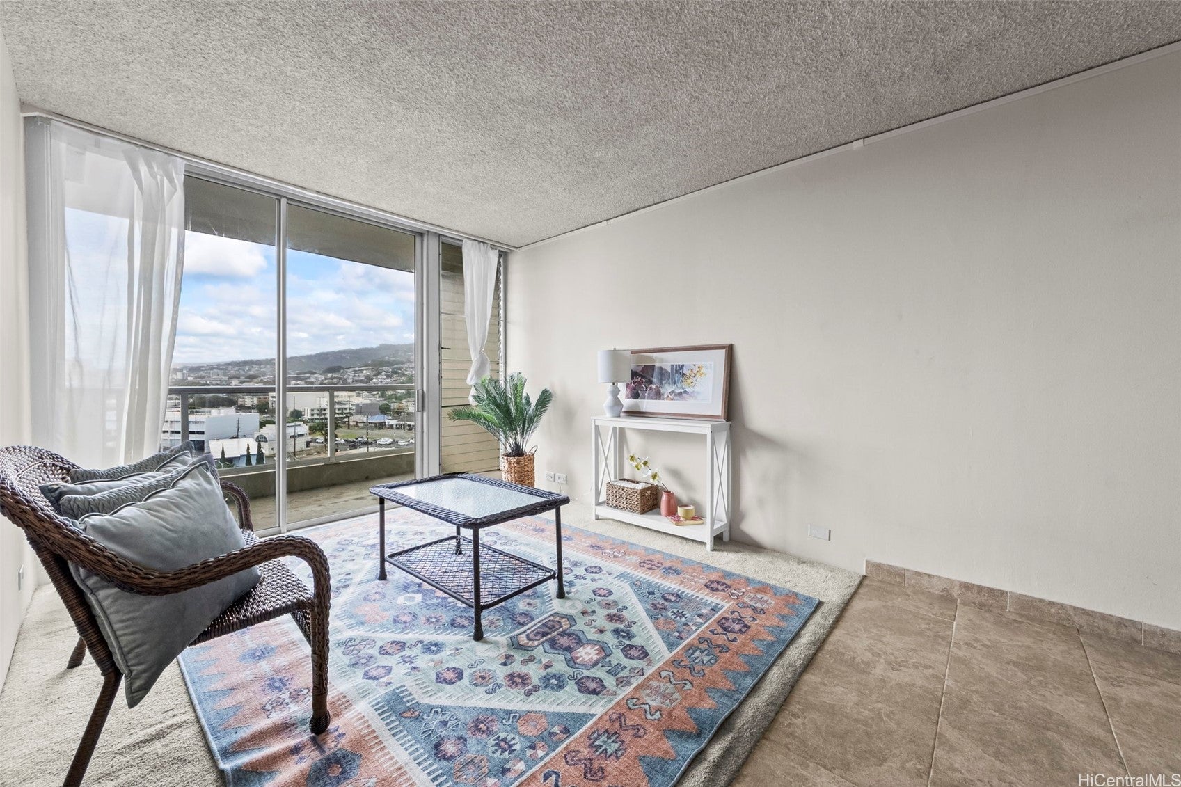 2637 Kuilei Street A104